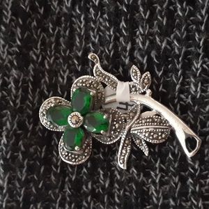 .925 Sterling Silver brooch